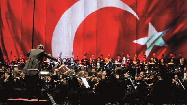 Opera ve dijital sanat aynı sahnede