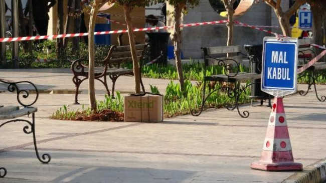 Antalya’da polisi alarma geçiren koli!