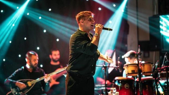 Şarkıcı Doğuş ölümden döndü! Korkunç kaza